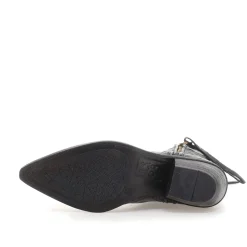 STIEFELETTEN CALEA