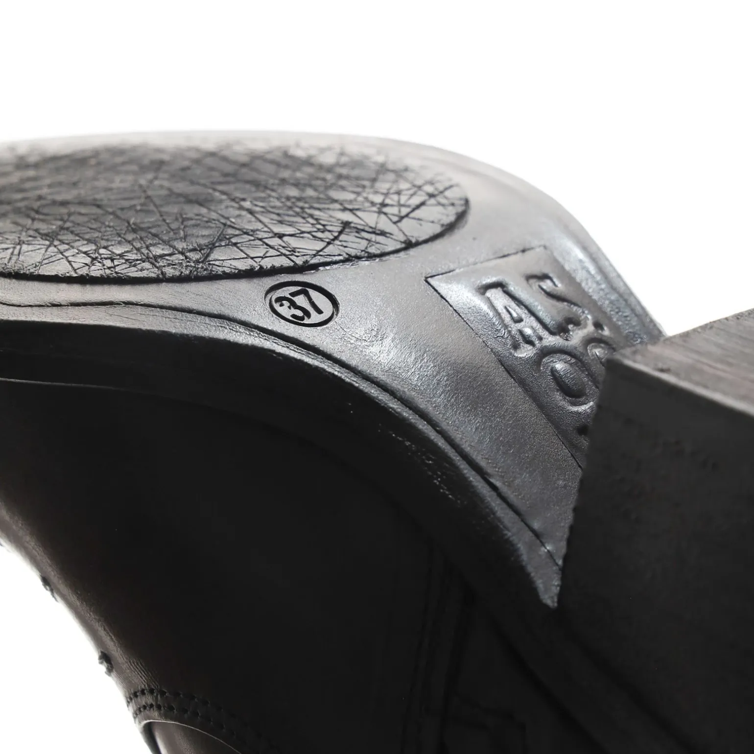 STIEFELETTEN CAT