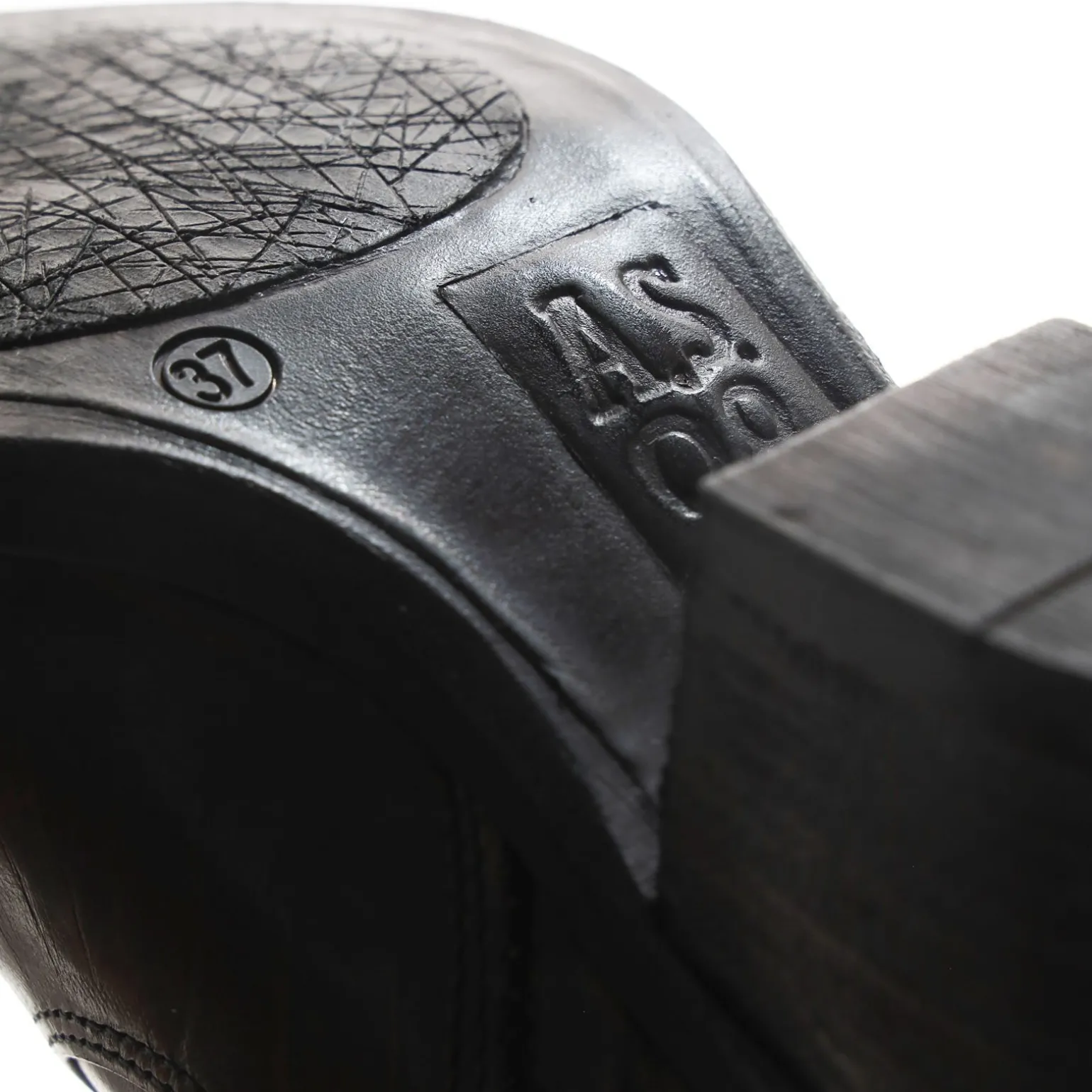 STIEFELETTEN CAT