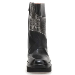 STIEFELETTEN VIKKI