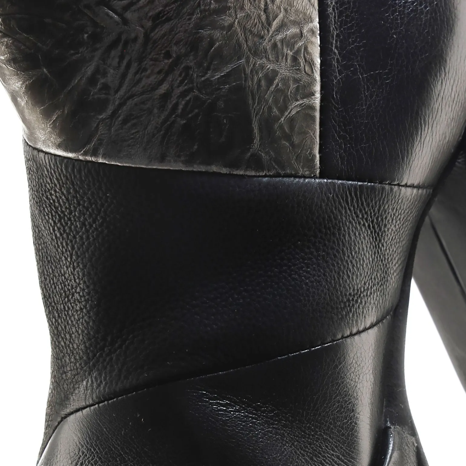 STIEFELETTEN VIKKI